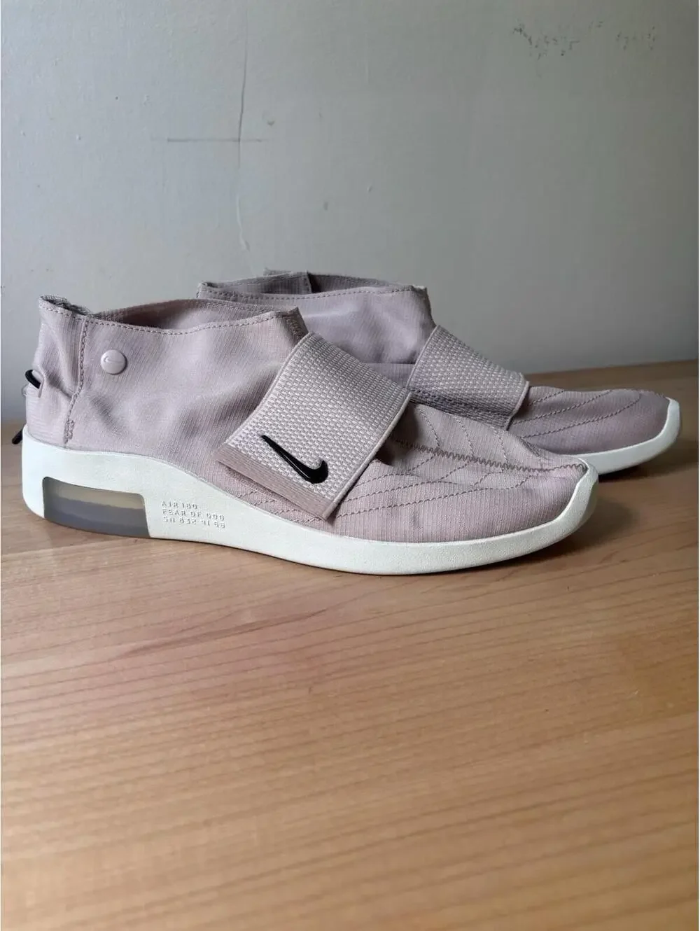 Nike Air x Fear Of God Pale‎ Pink Sneakers US 8.5